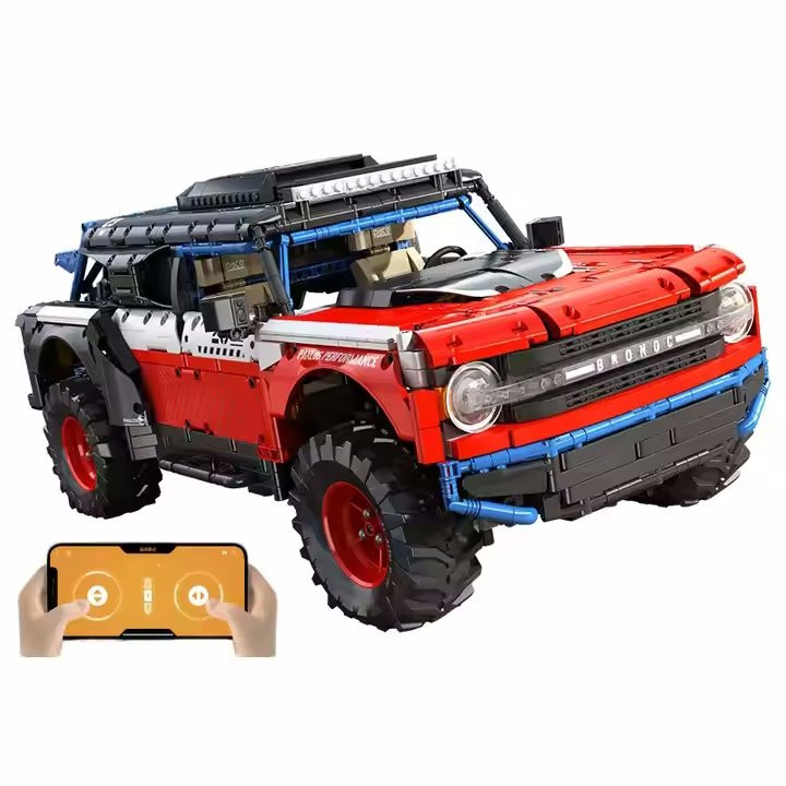 Panlos 1/8 R/C Ford Bronco Car Building Blocks w/lights 2920pcs - 57cm Long