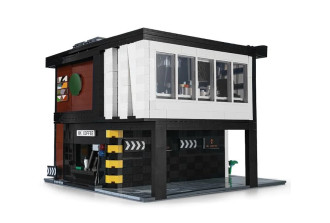 Mould King Urban Coffee House - 2728 Pieces - 21cm tall