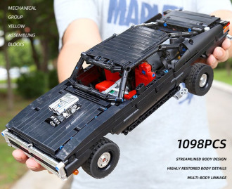 Mould King Tech 1/12 Scale R/C Dodge Charger - 1098 Pieces - 36cm long